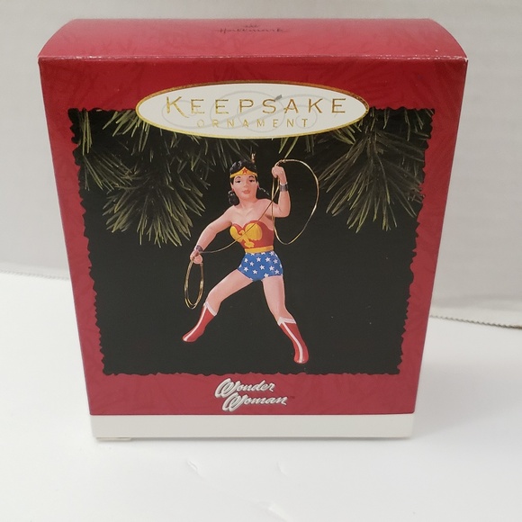 wonder woman christmas ornament